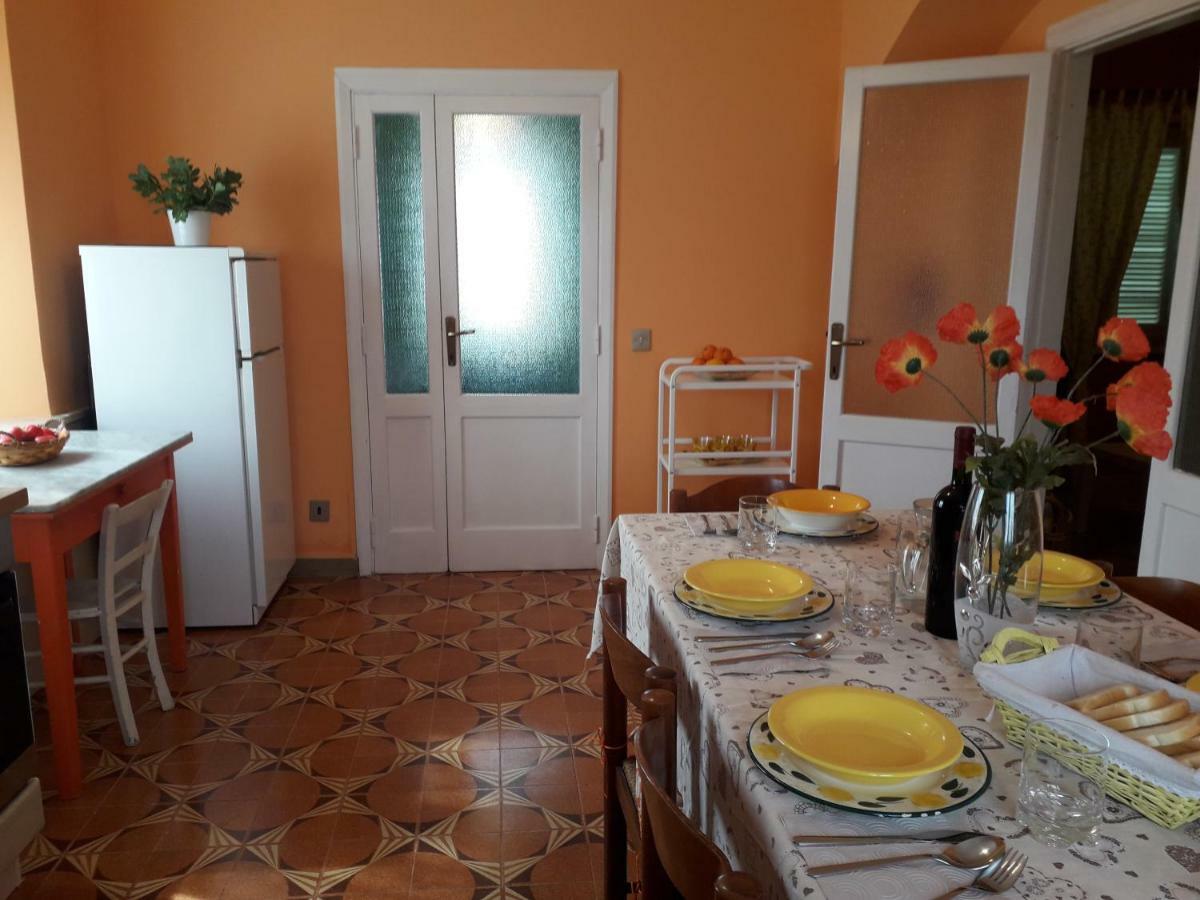 Alle Preci Country House Santa Restituta Экстерьер фото